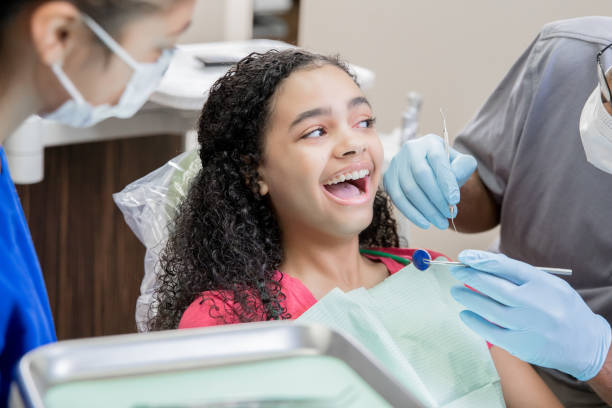 Best Emergency Dental Care for Broken or Chipped Teeth in Tremont, IL
